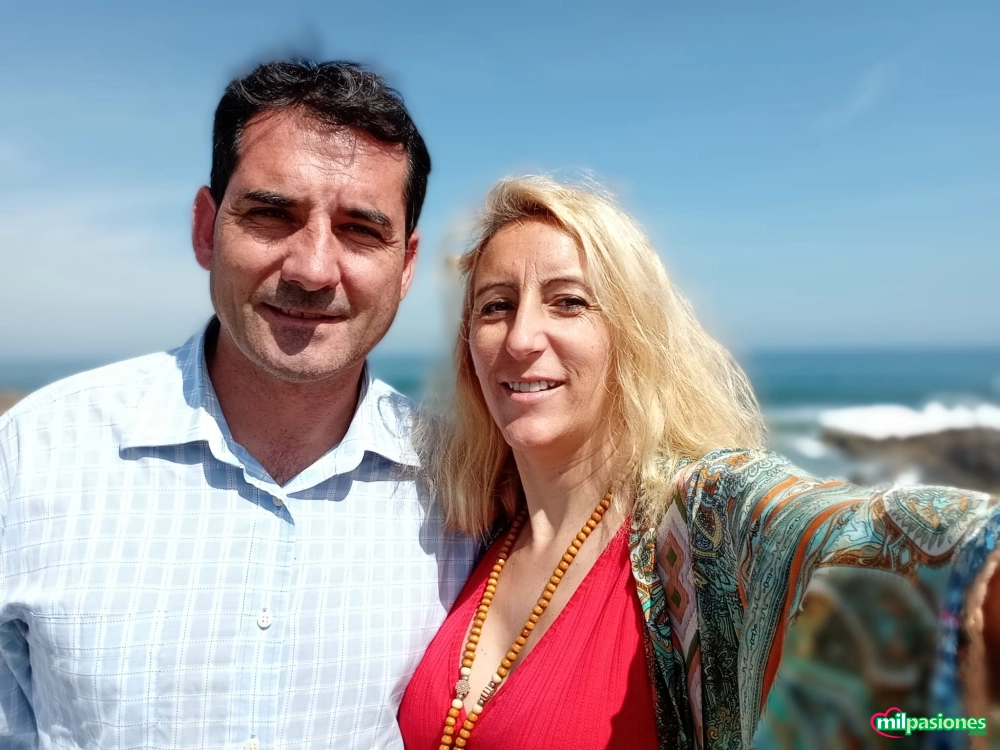 Pareja liberal buscamos chicos ipara disfrutar