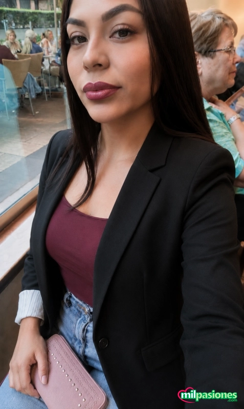 Miniatura 4 de NOVEDAD EN TU ZONA, SOLO DE PASADA CHICA VENEZOLANA