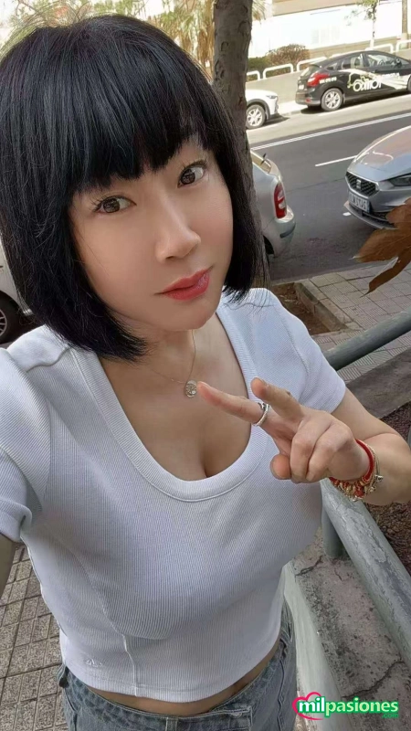 CHICA JAPONESA en Las Américas ARONA