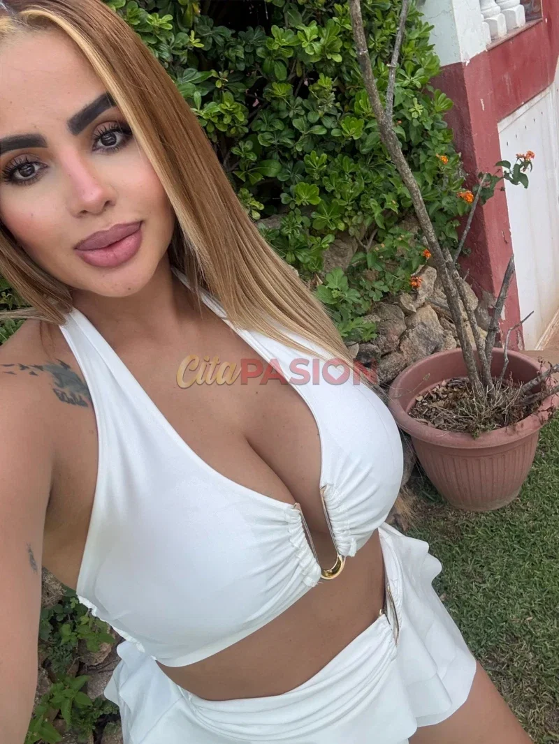 Escort en Sevilla capital. Acompañante de lujo, clase y elegancia en Sevilla Nervión.
