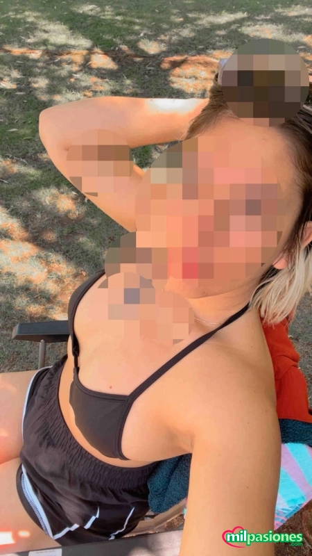Rubia muy guapa privada en Palencia - Foto