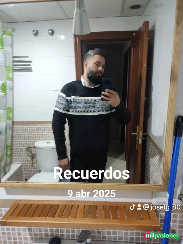 Miniatura 3 de Busco chicas para pasarla bien , sin compromiso.