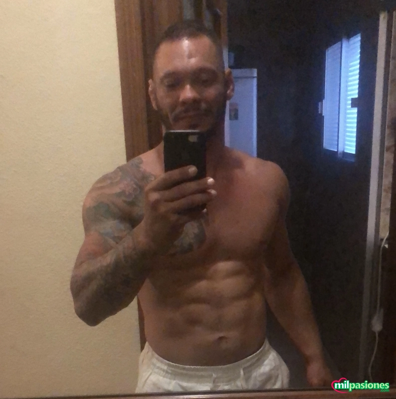 Mateus 30 anos, WhatsAppestou esperando