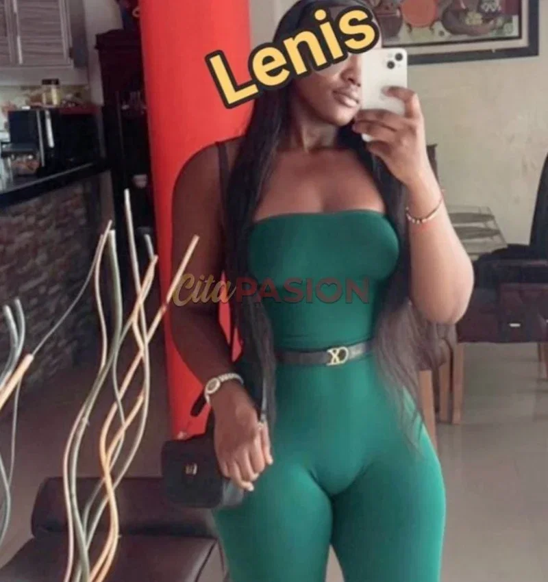 Escort en Fuenlabrada. Soy una joven cariñosa en Fuenlabrada. ¡Novedad absoluta!