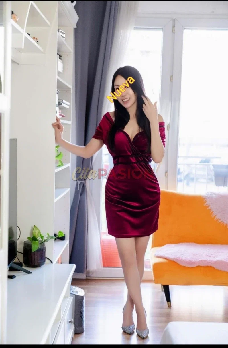 Escort en Valencia capital. Mujer oriental, compañía exclusiva.