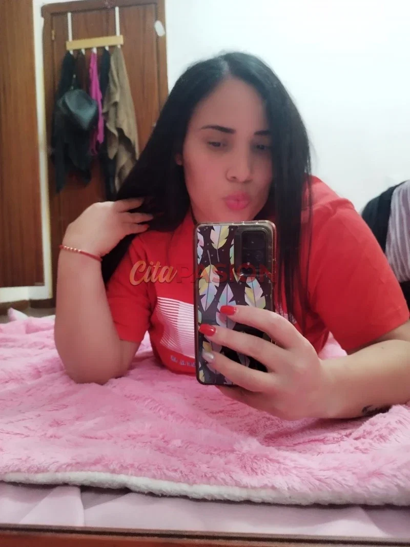 Miniatura 8 de Escort en Barakaldo. Soy una novedad dominicana curvy y cariñosa lista.