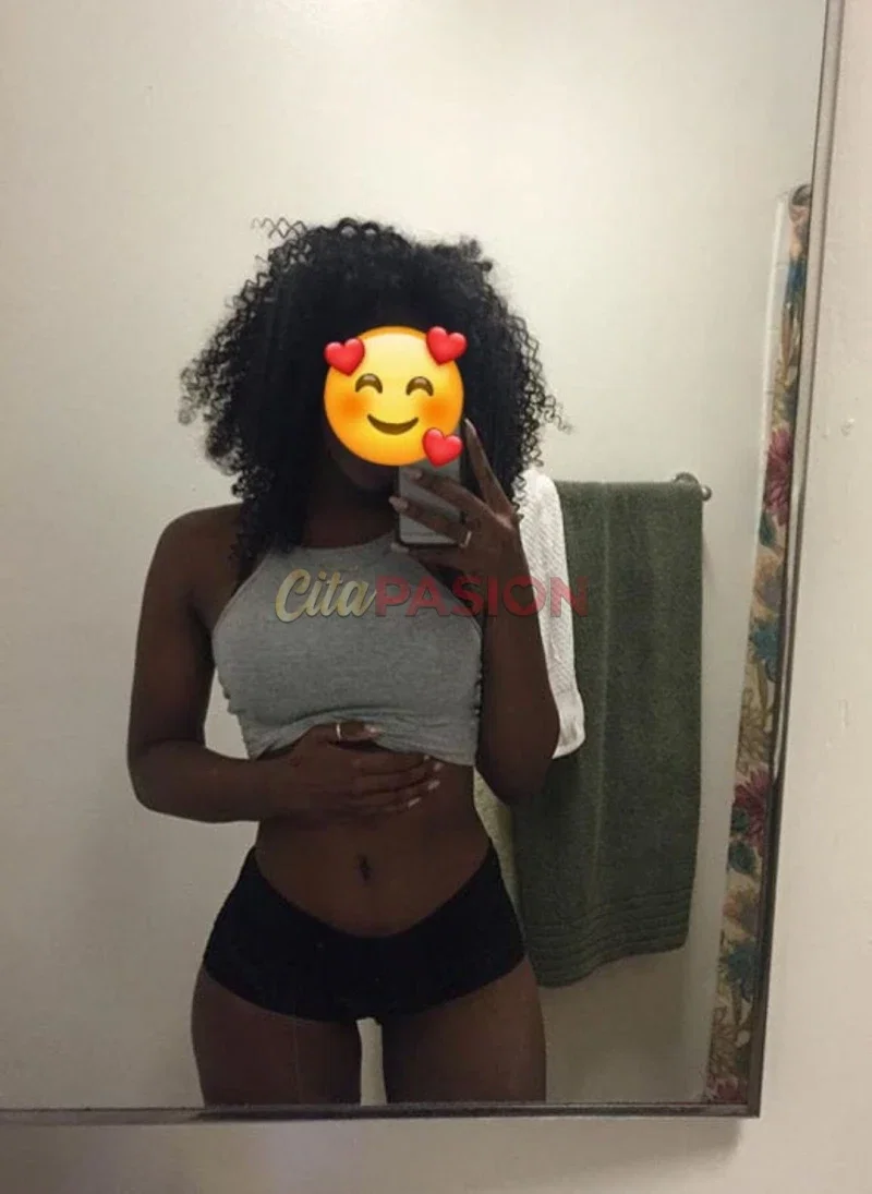 Miniatura 4 de Escort en Irún. Caribeña encantadora, educada y sensual.
