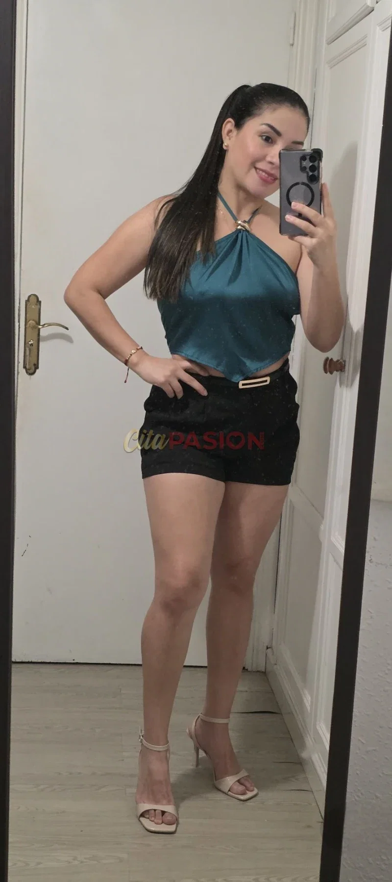 Miniatura 9 de Escort en Arona. Colombiana muy cariñosa, deseando conocerte.