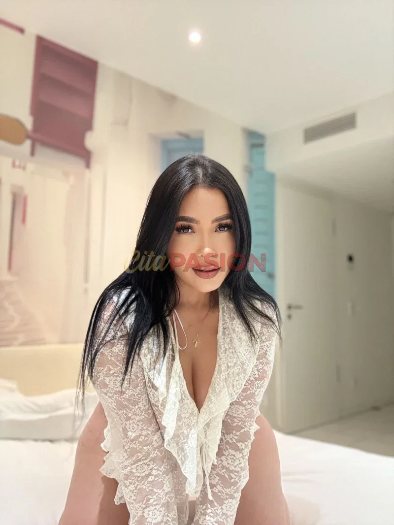 Miniatura 2 de Escort en Barcelona capital. Implicada y detallista, soy auténtica y glamurosa.